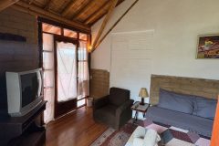 hospedaje-la-tierrita-villa-de-leyva-habitacion-parejas-con-balcon-4-rotated