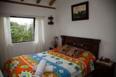 Habitaciones-con-balcon-8-Hospedaje-La-Tierrita-1