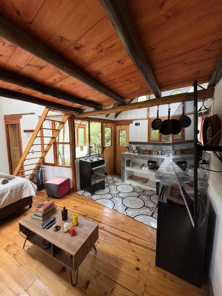 hospedaje-la-tierrita-villa-de-leyva-cabana-premium-parejas-5